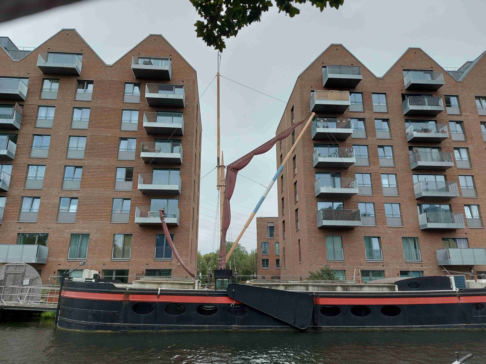 Old barges near Tottenham Hale